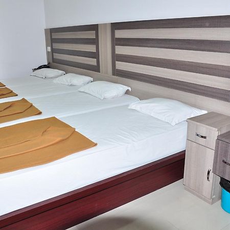 I Park Residency Hotell Bangalore Exteriör bild