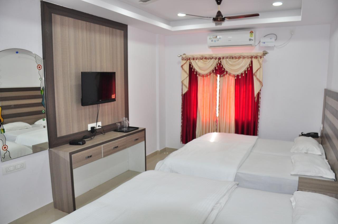 I Park Residency Hotell Bangalore Exteriör bild